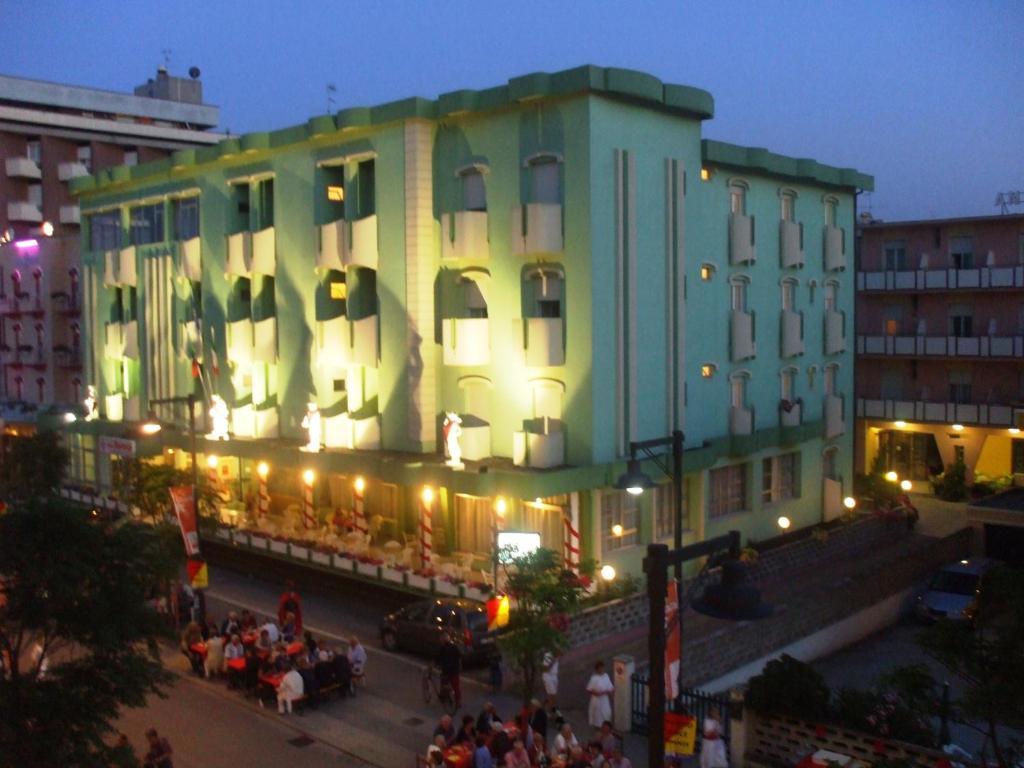 Hotel Serena Gatteo Экстерьер фото